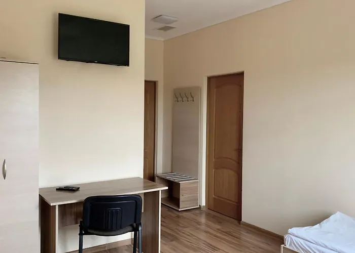 فندق Budget Ekotel 3*